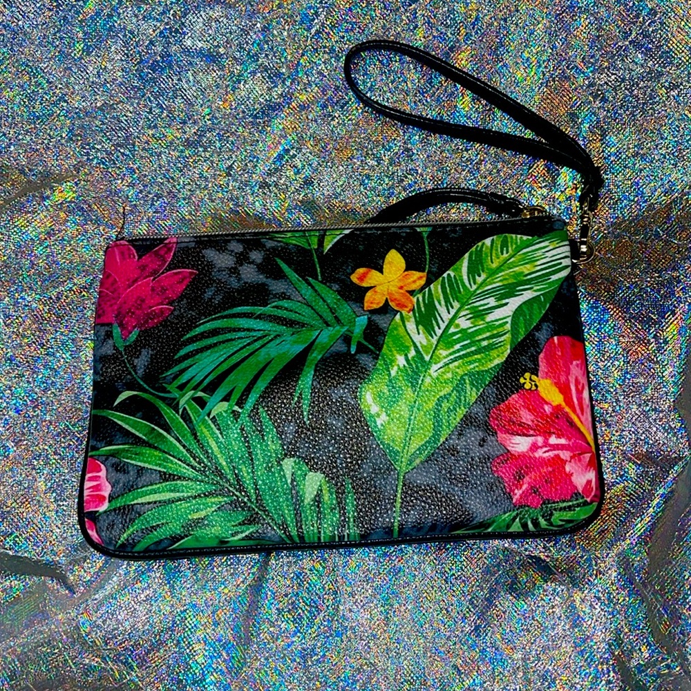 VS Island Vibes Clutch Purse - Picture 3 of 4